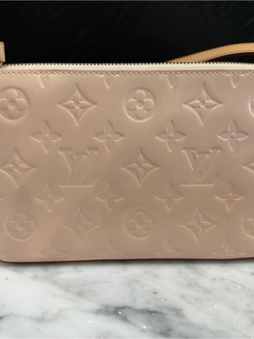 LOUIS VUITTON Marshmallow Monogram Vernis Mallory Square Bag - Picture 5 of 14